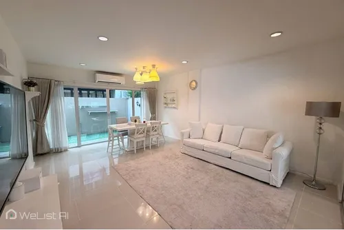 3-storey-townhome-for-sale-in-noble-cube-pattanakarn-welistai-161