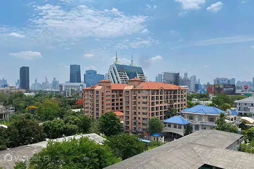 3-bedroom-condo-in-sathorn-19-mins-walk-to-mrt-khlong-toei-39000-thb-pets-allowed-welistai-242