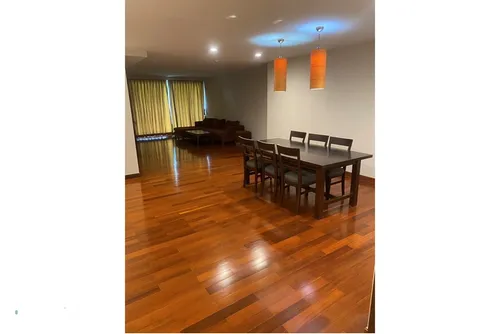luxurious-2br-downtown-condo-with-spacious-living-areas-welistai-357