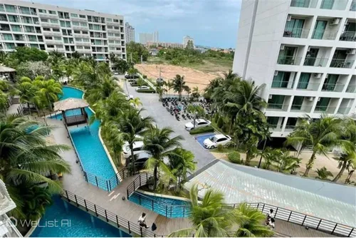 laguna-beach-resort-3-maldives-pool-view-for-sale-welistai-503