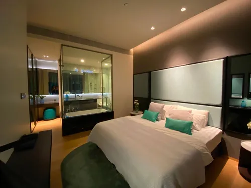 1-luxury-bedroom-for-rent-at-saladaeng-one-ak107