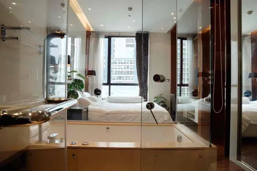 newly-renovated-1-bedroom-1-bathroom-condo-near-bts-promphong-the-address-28-ak119