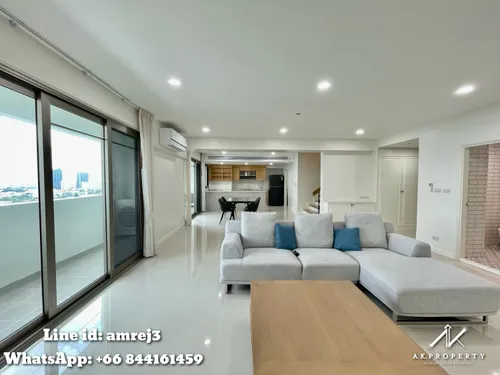 spacious-duplex-2-bedrooms-for-rent-closed-to-bts-phromphong-ak138