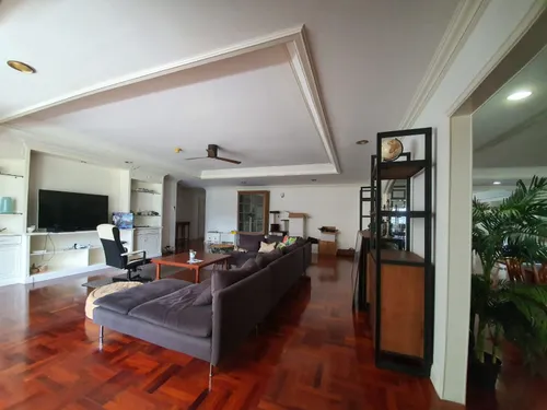 spacious-pet-friendly-4-bedrooms-for-rent-closed-to-bts-thonglor-ak184