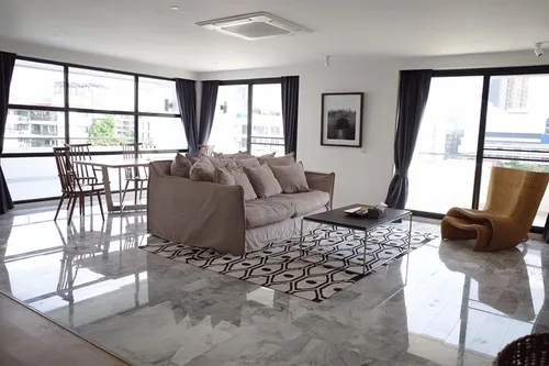 modern-pet-friendly-apartment-in-promphong-rare-unit-ak190
