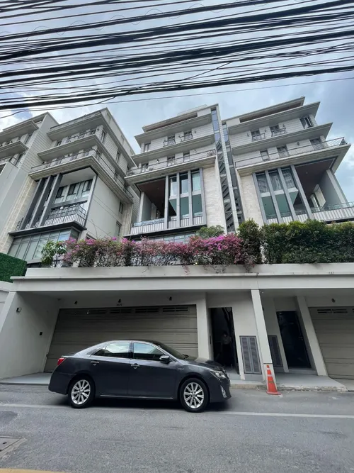modern-3-bedrooms-townhouse-for-rent-in-thonglor-ak195