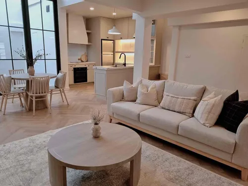 modern-and-renovated-townhouse-4-bedrooms-for-rent-closed-to-standrew-international-school-ak314