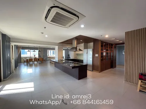 renovated-spacious-3-bedroom-unit-closed-to-bts-promphong-ak324