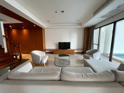 spacious-3-bedroom-with-private-pool-closed-to-bts-promphong-ak353