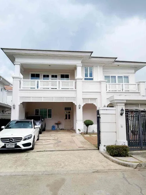 luxury-home-4-bedroom-3-bathroom-ak356