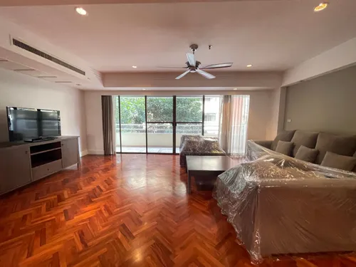 spacious-cat-friendly-3-bedrooms-unit-closed-to-bts-promphong-ak423