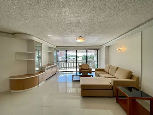 21-bedrooms-for-rent-in-chidlom-area-ak428