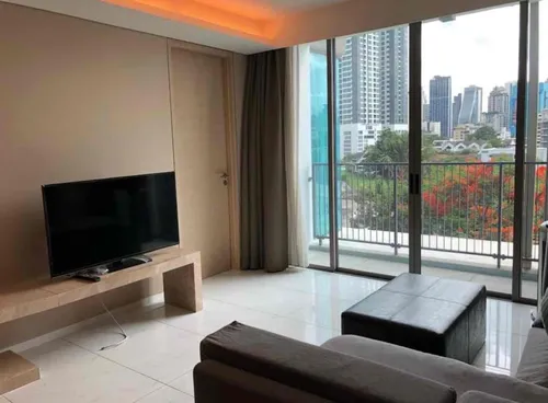 furnished-2-bedroom-2-bathroom-condo-with-balcony-near-bts-promphong-ak431