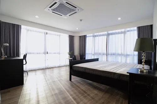 spacious-modern-renovated-unit-for-rent-in-thonglor-ak437