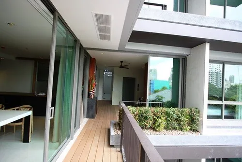modern-spacious-3-bedrooms-for-rent-closed-to-bts-thonglor-ak490
