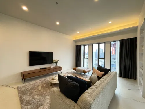 brand-new-penthouse-for-rent-near-bts-promphong-ak526