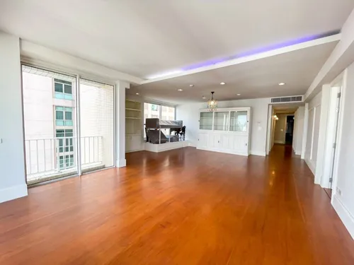 3-bedroom-for-sale-in-langsuan-area-ak547