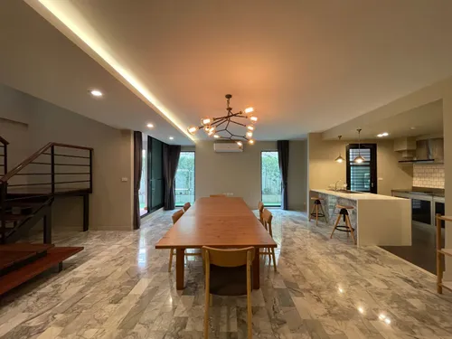 modern-duplex-pet-friendly-3-bedrooms-for-rent-closed-to-promphong-and-asoke-area-ak585