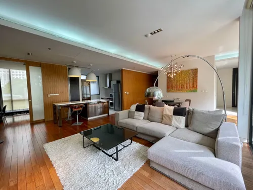 modern-2-bedrooms-plus-study-room-for-rent-closed-and-within-walking-distance-to-bts-asoke-ak604