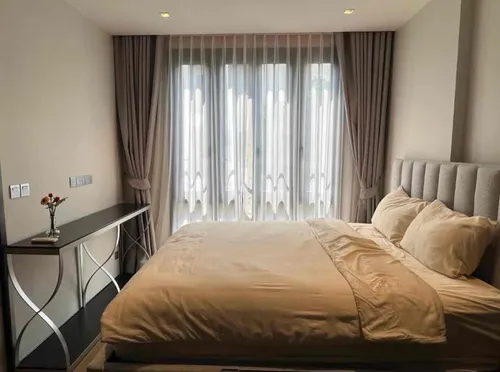 fully-furnished-with-modern-luxury-style-1-bedroom-plus-1-bathroom-condo-near-ekkamai-ak679