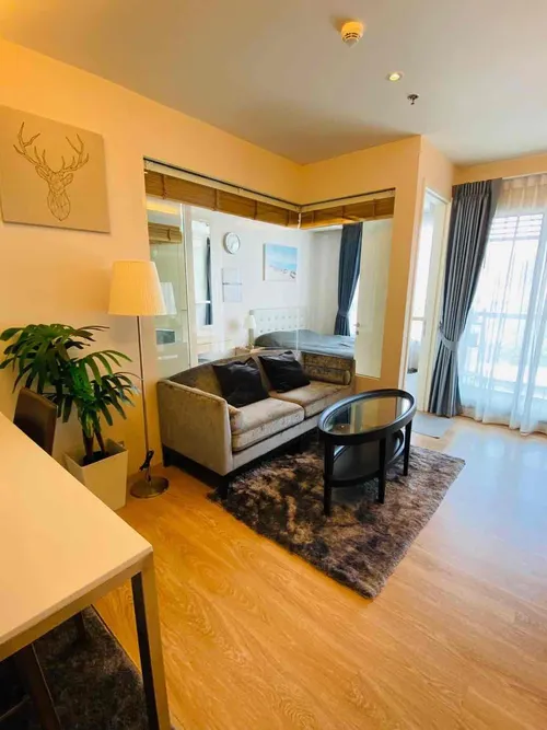 fully-furnished-1-bedroom-1-bathroom-condo-with-great-view-near-bts-promphong-ak712