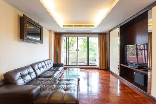 3-bedroom-for-rent-in-sathorn-closed-to-bts-chongnonsi-ak716