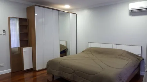 2-spacious-bedroom-for-rent-near-bts-promphong-ak83