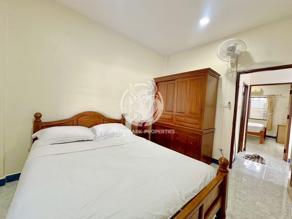2-bedroom-house-for-rent-in-eakmongkol-village-4-east-pattaya-with-city-views-bmh1877