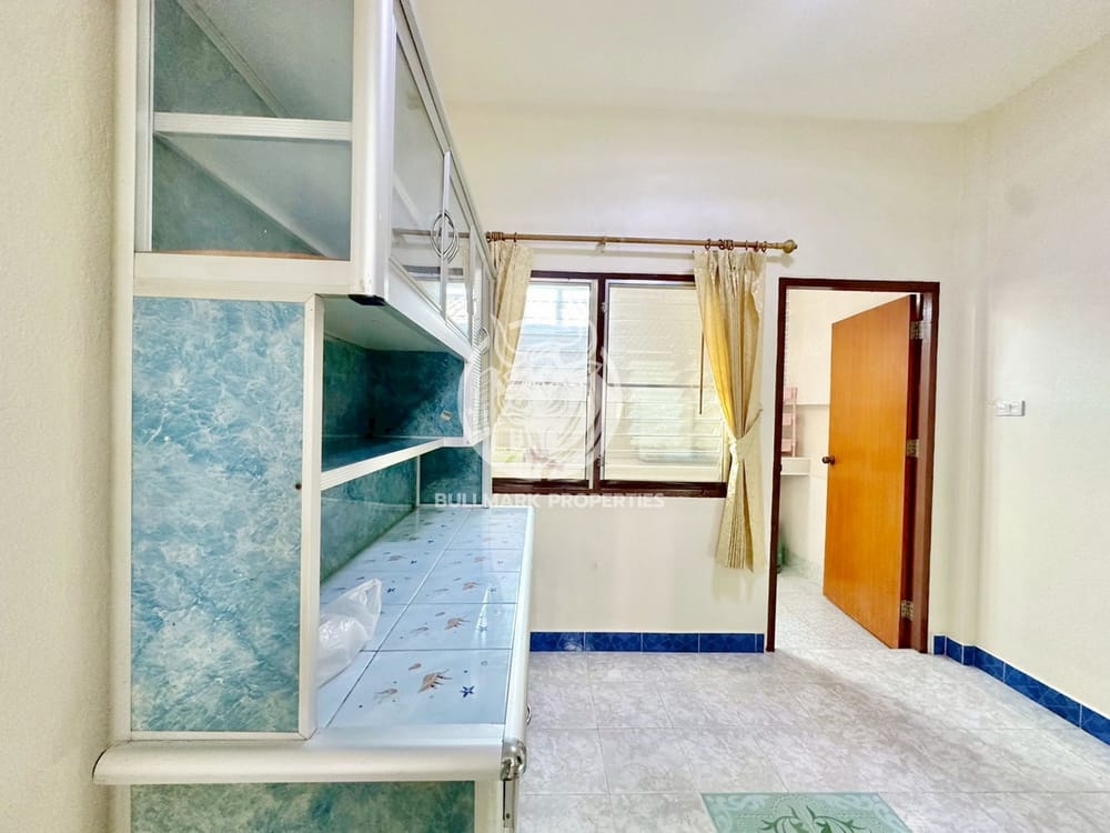 2-bedroom-house-for-rent-in-eakmongkol-village-4-east-pattaya-with-city-views-bmh1877