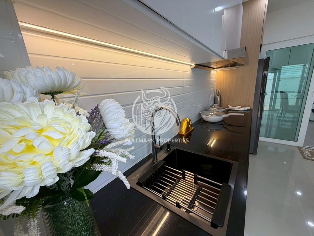 modern-3-bedroom-house-for-sale-in-supalai-primo-pattaya-east-pattaya-bmh1878