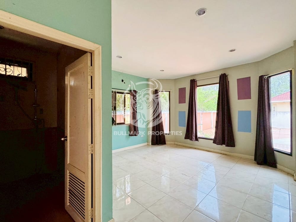 renovation-opportunity-pool-villa-on-948-sqm-land-for-sale-bmh1880