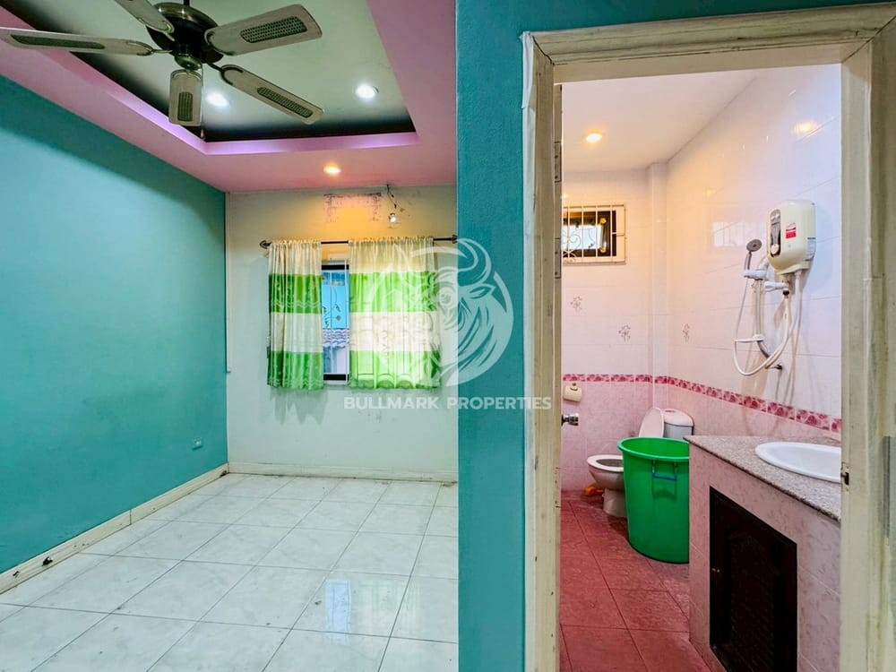 renovation-opportunity-pool-villa-on-948-sqm-land-for-sale-bmh1880