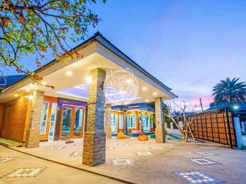 spacious-4-bedroom-house-for-sale-and-rent-in-bann-piam-mongkon-east-pattaya-bmh1895