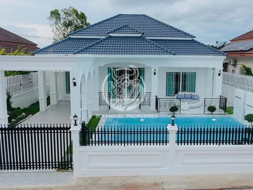 exclusive-3-bedrooms-pool-villa-for-rent-at-pmc-village-3-east-pattaya-bmh1936
