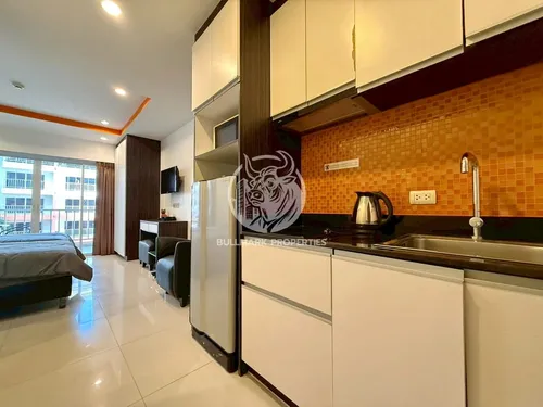 pet-friendly-condo-for-rent-in-pratumnak-pattaya-bmc1937