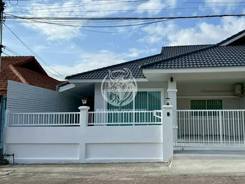 spacious-3-bedroom-house-for-sale-in-raviporn-city-home-village-east-pattaya-bmh1947