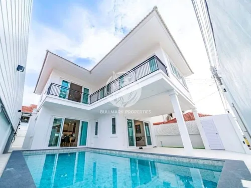 spacious-4-bedroom-pool-villa-for-sale-in-jomtien-pattaya-bmh1952