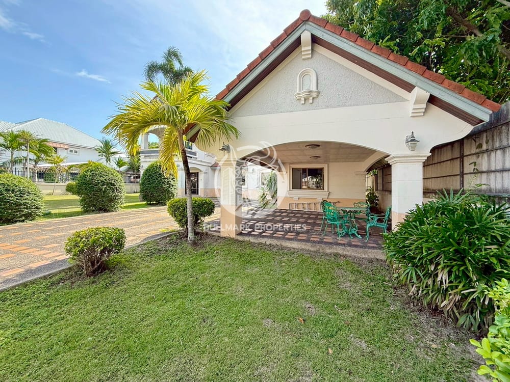 spacious-5-bedroom-house-for-sale-in-east-pattaya-bmh1984