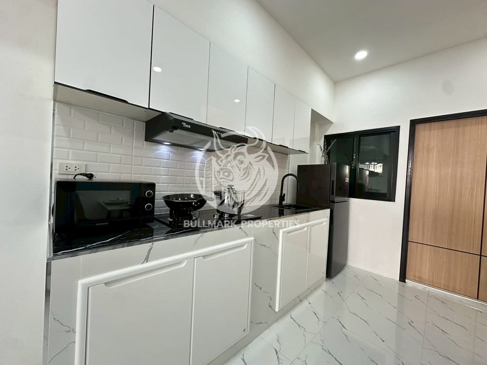 3-bedroom-townhouse-for-rent-at-nern-plub-wan-great-area-great-value-bmh1985