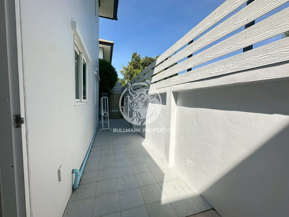 3-bedroom-house-for-rent-in-the-pattalet-east-pattaya-city-view-bmh1986