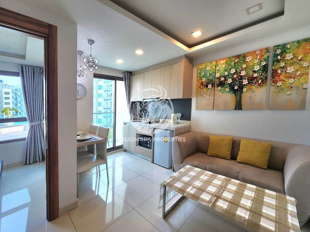 for-sale-1-bedroom-condo-at-arcadia-beach-resort-pattaya-bmc1987