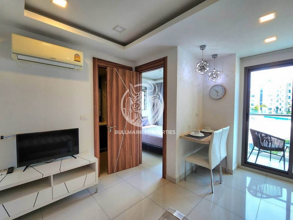 for-sale-1-bedroom-condo-at-arcadia-beach-resort-pattaya-bmc1987