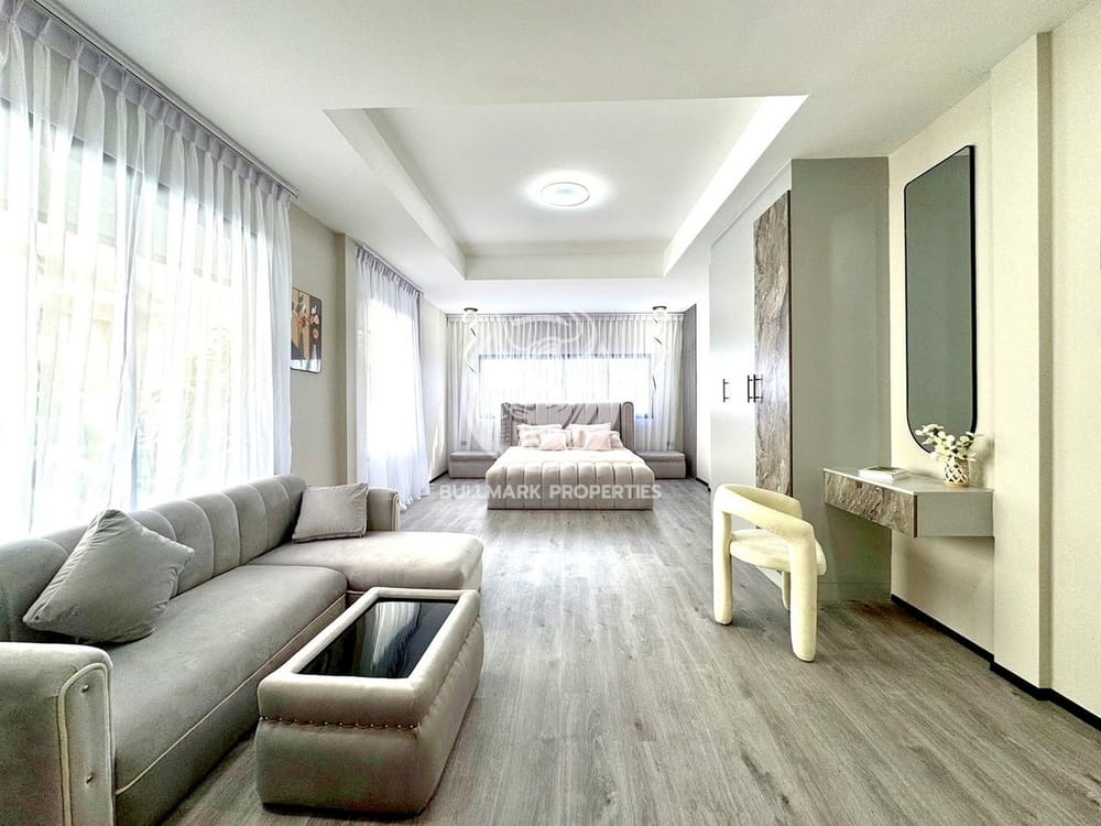 spacious-5-bedroom-pool-villa-in-country-club-villa-east-pattaya-bmh1992