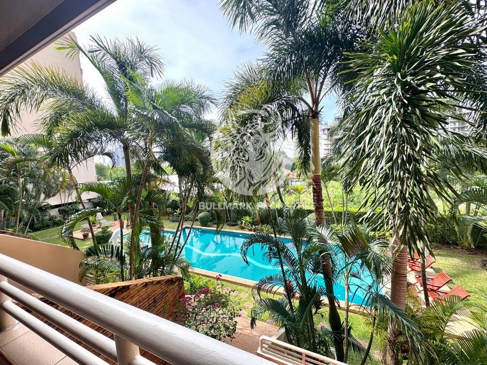 pool-view-1-bedroom-condo-for-rent-in-executive-residence-iii-pratumnak-pattaya-bmc1993