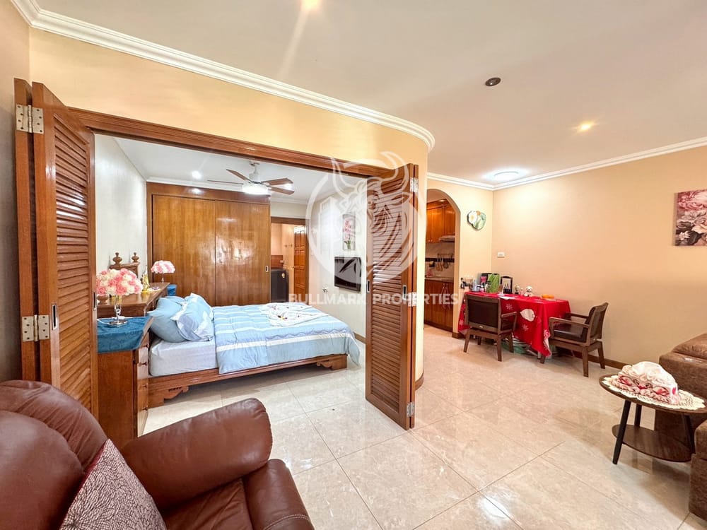 pool-view-1-bedroom-condo-for-rent-in-executive-residence-iii-pratumnak-pattaya-bmc1993