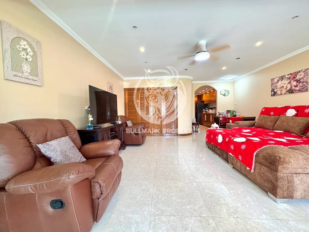 pool-view-1-bedroom-condo-for-rent-in-executive-residence-iii-pratumnak-pattaya-bmc1993