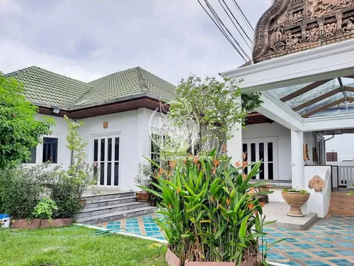 spacious-4-bedroom-house-for-sale-in-suwattana-garden-village-2-east-pattaya-bmh2002