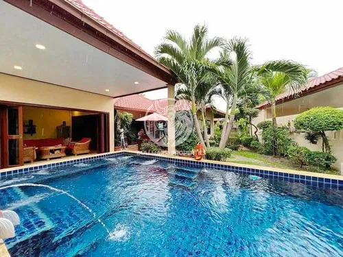 luxurious-3-bedroom-pool-villa-for-sale-in-na-jomtien-pattaya-bmh2027
