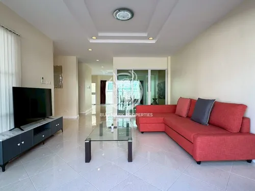 spacious-3-bedroom-house-for-rent-in-the-meadows-east-pattaya-bmh2048