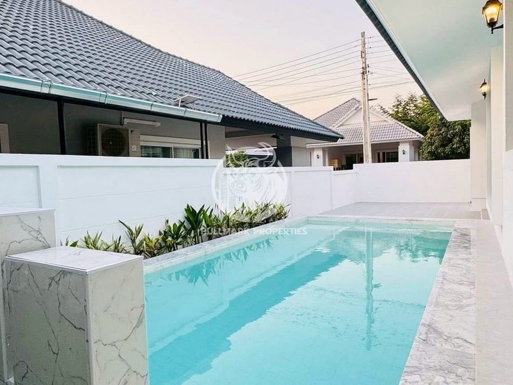 spacious-3-bedroom-house-with-city-view-in-nong-pla-lai-pattaya-for-sale-bmh2075